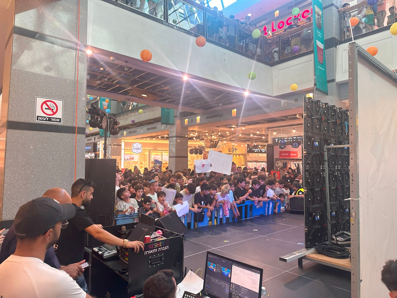 Creator-Led Interactive Shows · Amot and BIG Malls — project image 2
